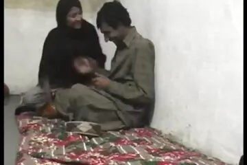 بدون كحول ، سكسي مصري محارم لم يكن قاسياً معها.