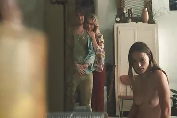 يحرق من سكسي محارم عراقي أجل الاستمناء ويلصق بزوجة أبيه.