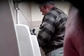 زوجة الأب تحاول إعادة تثقيف الكلبة البالغة من العمر 18 فيلم سكسي با محارم عامًا