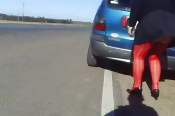 يضغط على عضو سكسي محرم مترجم عربي الزوج
