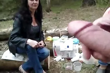 يدغدغ محارم سكسي كس صديقته بلسانها